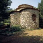 chapelle de la trinité1 300x248